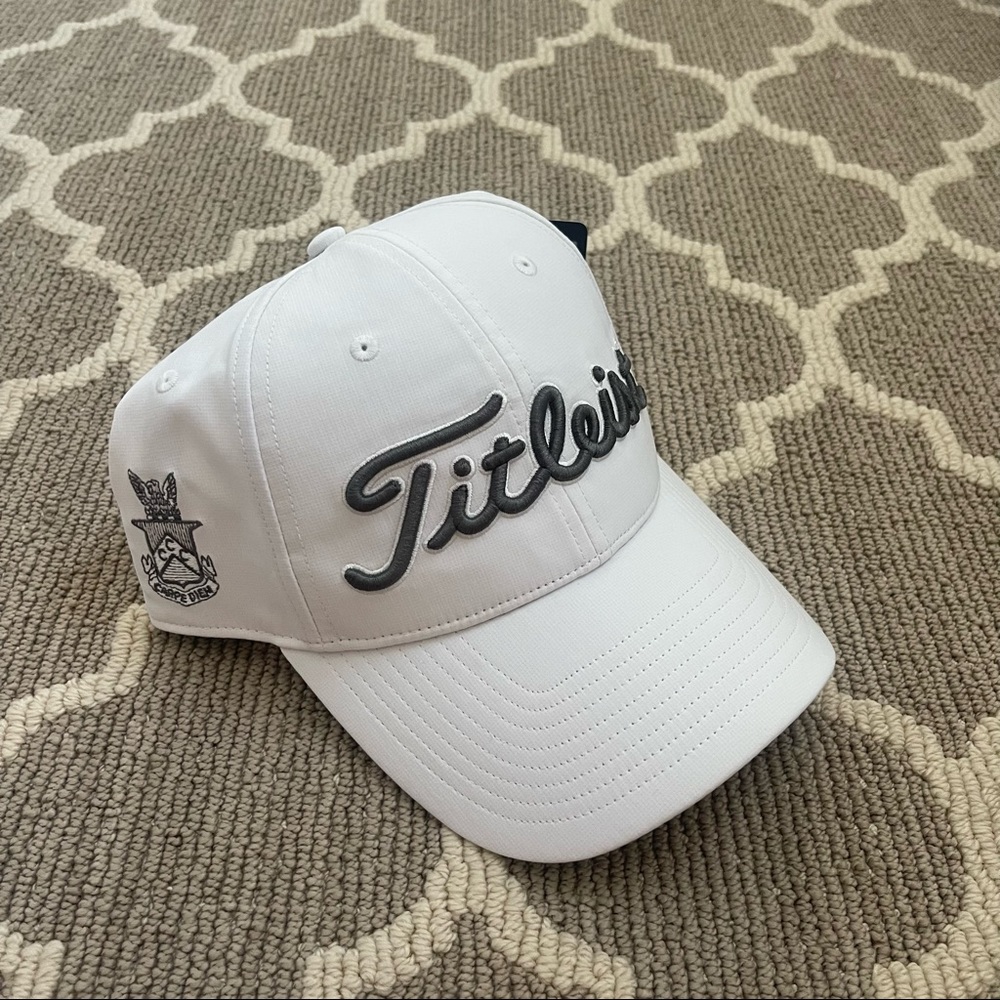 Titleist White Hat